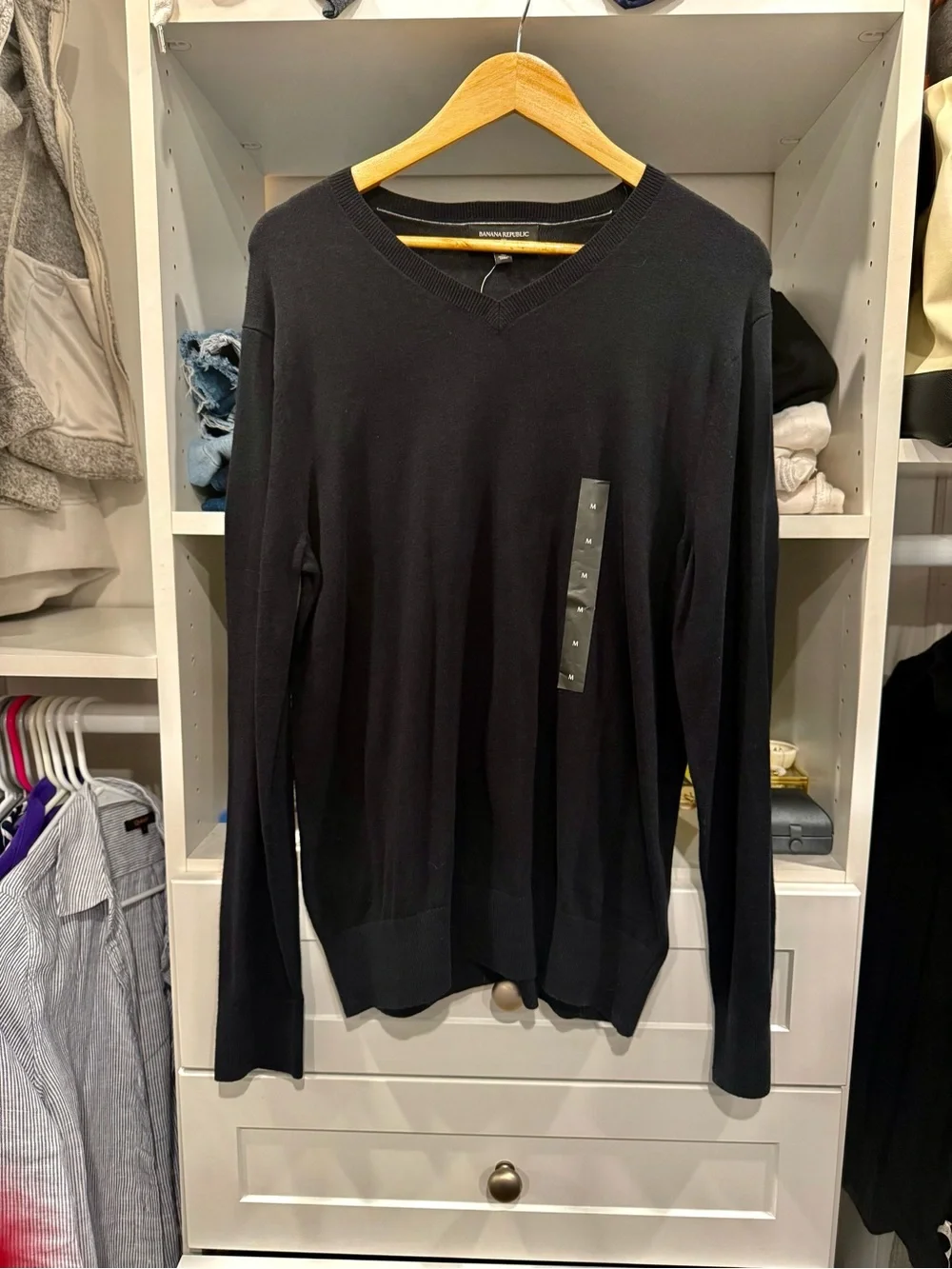 Banana Republic V-Neck Men's Sweater